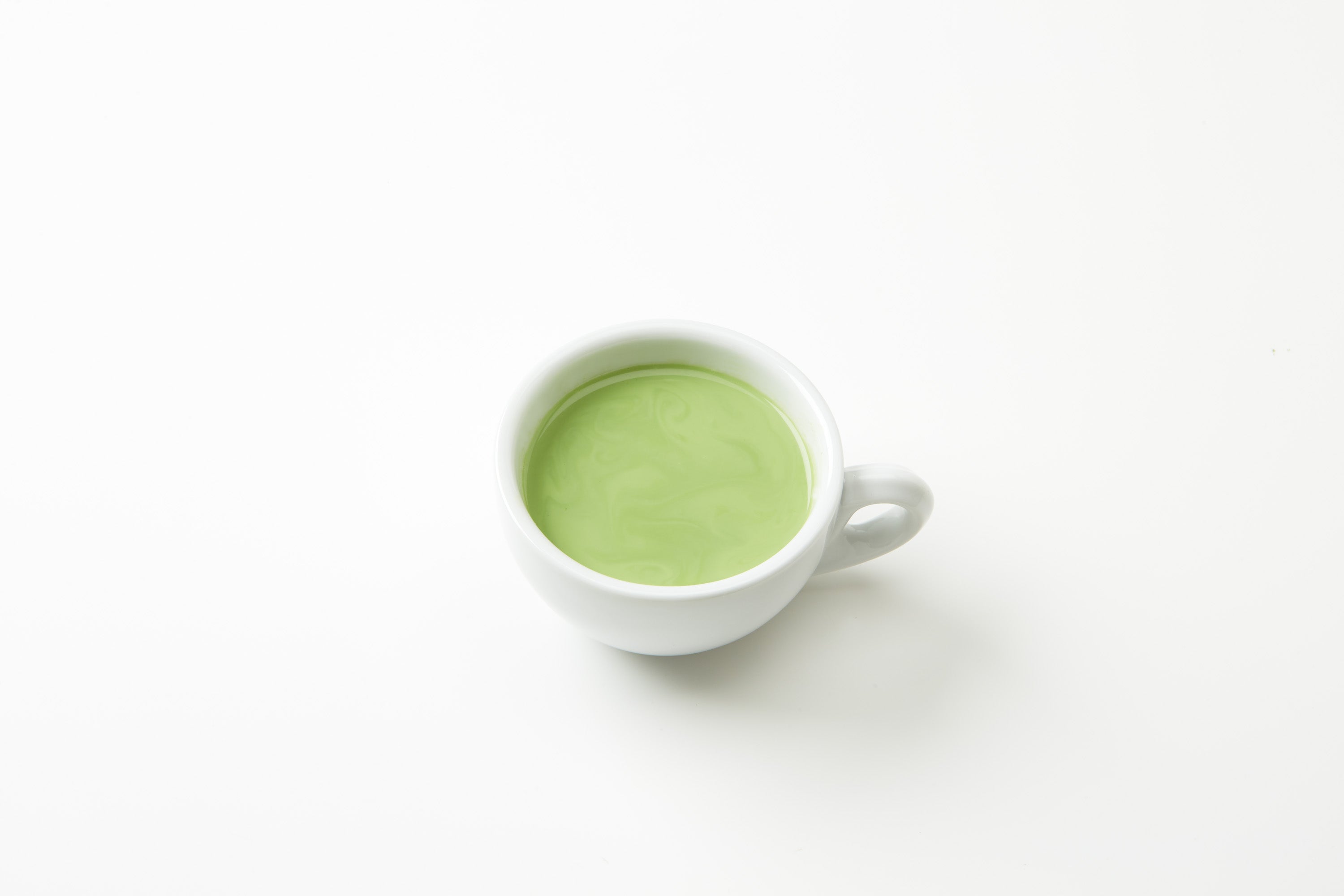 How many calories are in matcha?